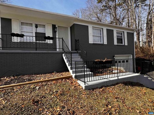 Attached, Exterior, Facade, Raised Ranch