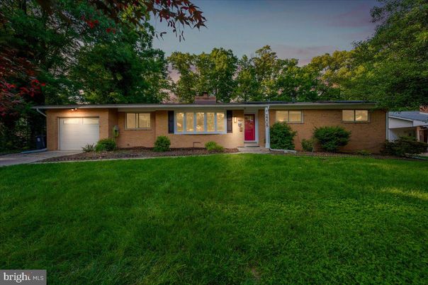 Attached, Exterior, Facade, Brick Facade, Ranch