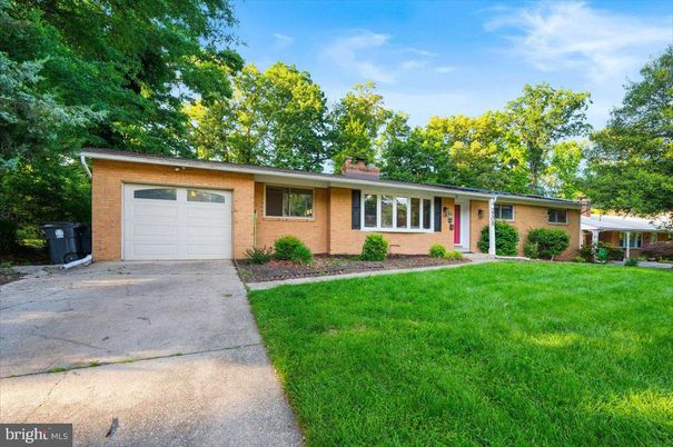 Attached, Exterior, Facade, Brick Facade, Ranch