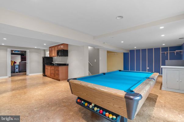 Billiard Table, Game Room, Interior, Recessed Lighting