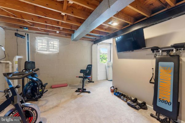 Fitness Equipment, Interior, Wooden Beams, Wooden Ceilings