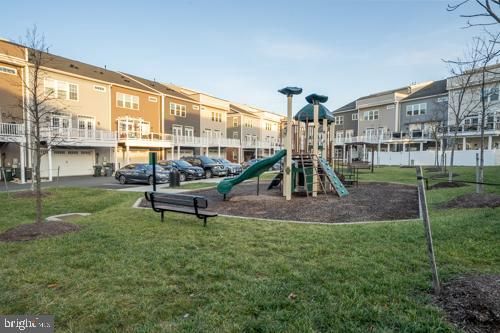 Backyard, Exterior, Playground