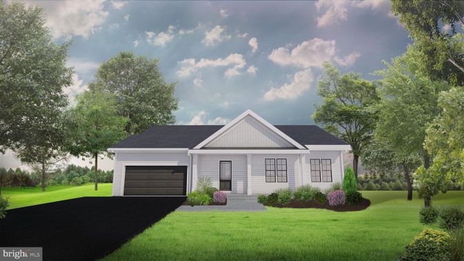 Attached, Exterior, Facade, Ranch