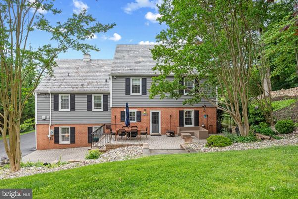 Exterior, Facade, Brick Facade, Cape Cod