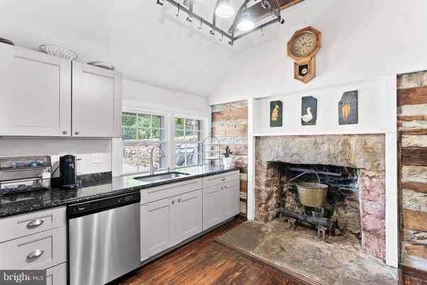 Fireplace, Interior, Kitchen, Wood Texture Flooring