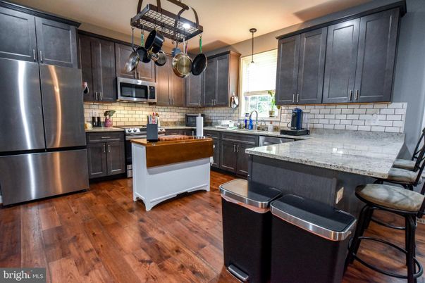 Interior, Kitchen, Pendant Lights, Wood Texture Flooring