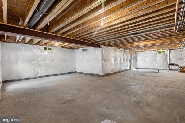 Garage, Interior, Wooden Beams, Wooden Ceilings