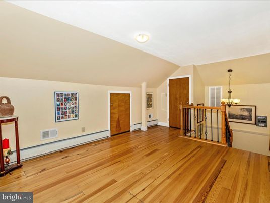 Chandelier, Empty room, Interior, Pendant Lights, Wood Texture Flooring