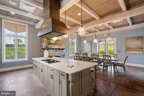 Dining room, Interior, Kitchen, Pendant Lights, Recessed Lighting, Stainless Steel Appliances, Wooden Beams, Wooden Ceilings