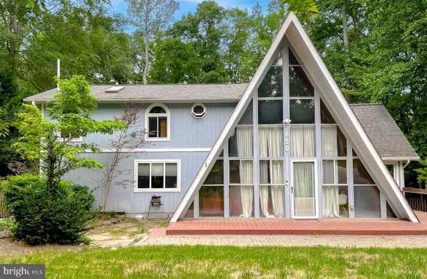 Exterior, Facade, A Frame