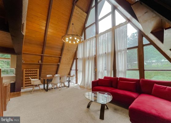 Dining room, Interior, Living room, Pendant Lights, Wooden Ceilings, Wooden Walls