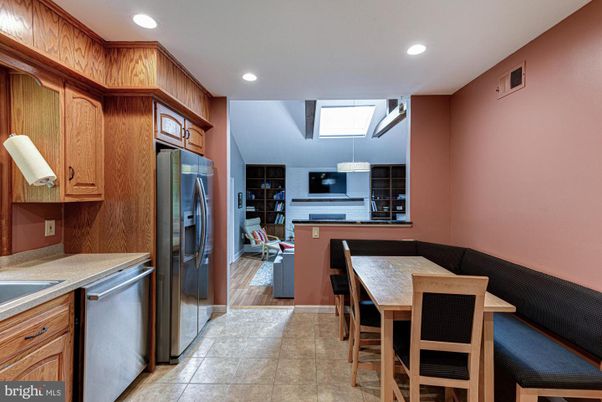 Dining room, Interior, Kitchen, Recessed Lighting