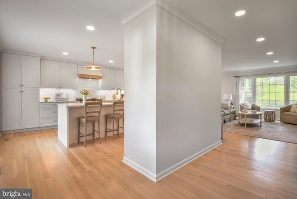 Interior, Kitchen, Living room, Pendant Lights, Recessed Lighting, Wood Texture Flooring