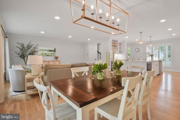 Dining room, Interior, Living room, Pendant Lights, Recessed Lighting, Wood Texture Flooring