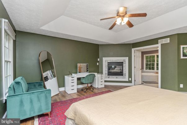 Bedroom, Home Office, Interior, Wood Texture Flooring