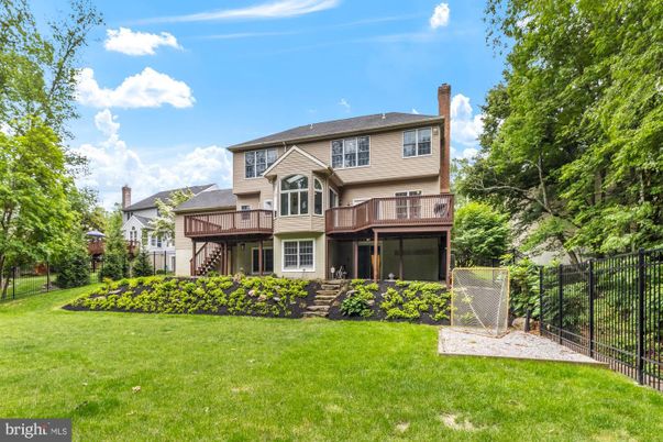Backyard, Exterior, Facade, Georgian