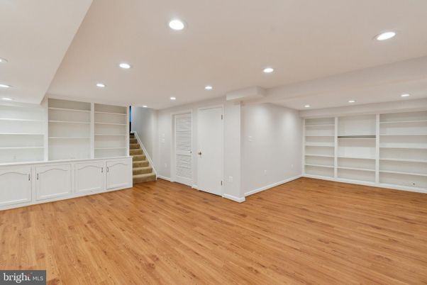 DE Listing image placeholder