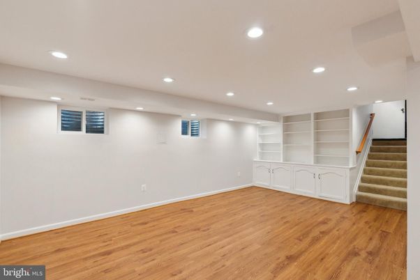 DE Listing image placeholder