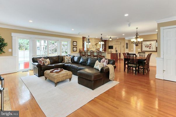 Chandelier, Dining room, Interior, Kitchen, Living room, Pendant Lights, Recessed Lighting, Wood Texture Flooring