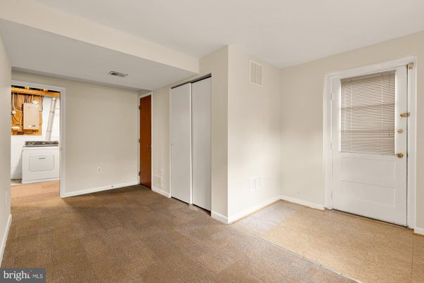 Empty room, Interior, Washer