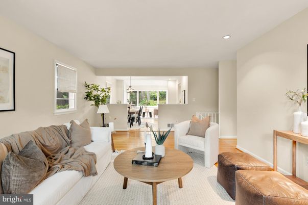 Dining room, Interior, Living room, Pendant Lights, Recessed Lighting, Wood Texture Flooring