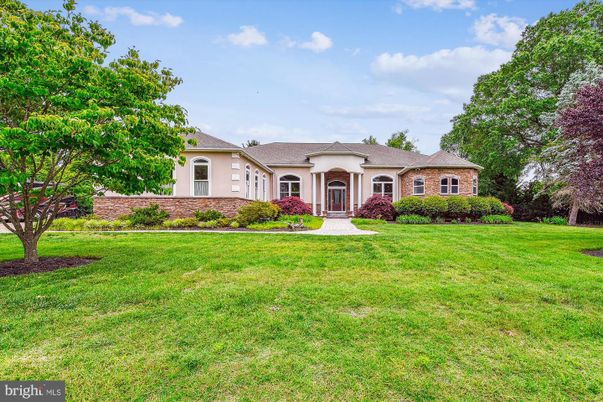 Backyard, Exterior, Facade, Brick Facade, French Provincial