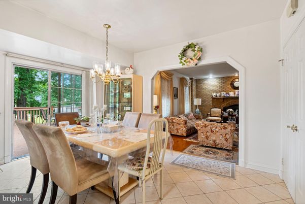 Chandelier, Dining room, Interior, Stone Walls