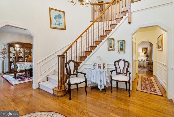 Chandelier, Interior, Wood Texture Flooring
