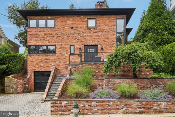 Attached, Exterior, Facade, Brick Facade, American Foursquare