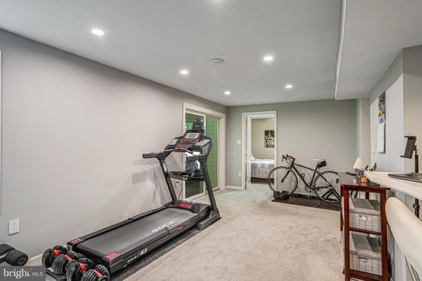 Bedroom, Fitness Equipment, Interior, Recessed Lighting