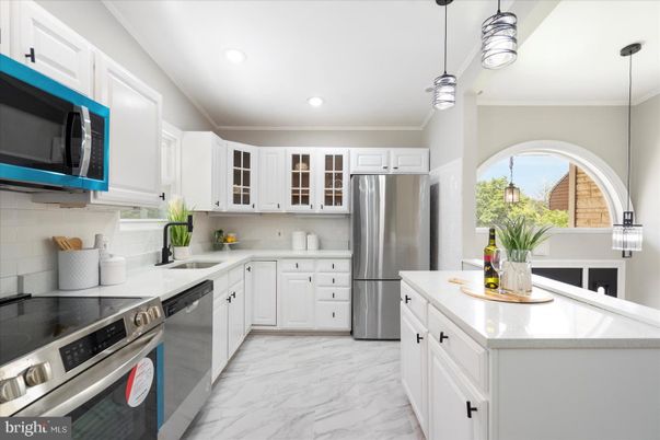 Interior, Kitchen, Marble, Pendant Lights, Recessed Lighting, Stainless Steel Appliances