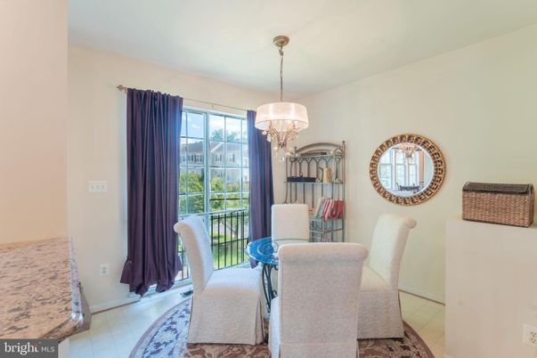 Chandelier, Dining room, Interior