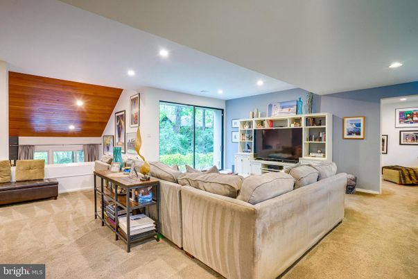 Interior, Living room, Recessed Lighting, Wooden Ceilings