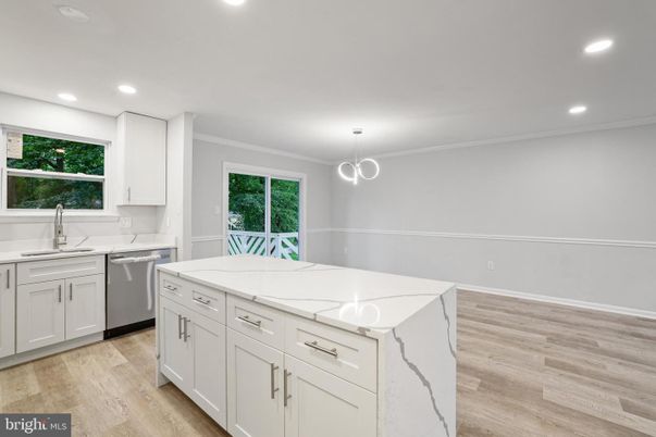 Interior, Kitchen, Pendant Lights, Recessed Lighting, Wood Texture Flooring