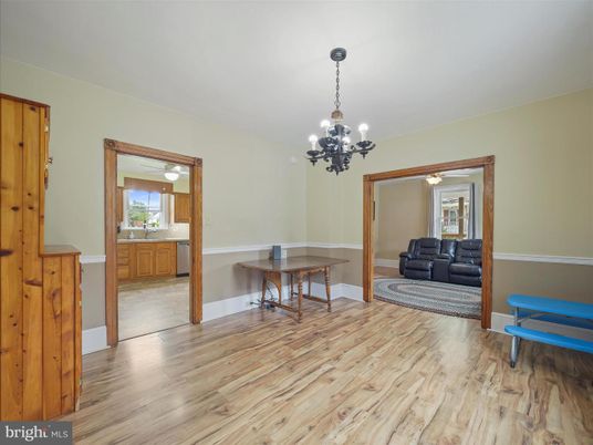 Chandelier, Interior, Wood Texture Flooring