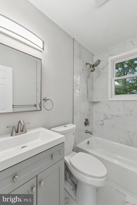 Bathroom, Interior, Marble Walls