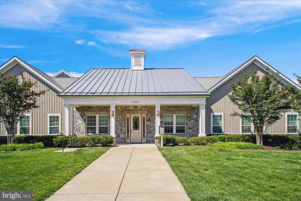 Exterior, Facade, Farmhouse