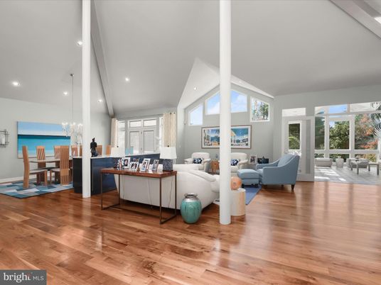 Chandelier, Dining room, Interior, Living room, Recessed Lighting, Wood Texture Flooring