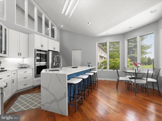 Dining room, Interior, Kitchen, Recessed Lighting, Stainless Steel Appliances, Wood Texture Flooring