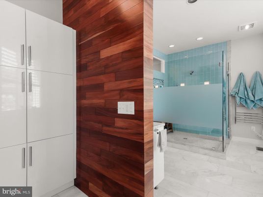 Interior, Marble, Recessed Lighting, Wooden Walls