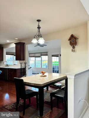 Dining room, Interior, Kitchen, Pendant Lights, Recessed Lighting, Wood Texture Flooring