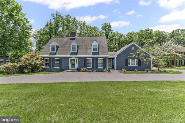 Exterior, Facade, Cape Cod