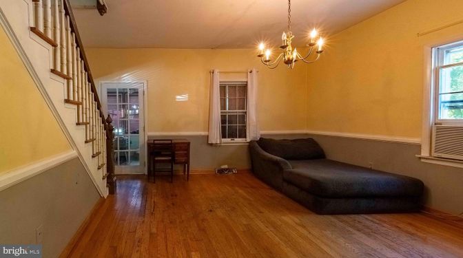Chandelier, Interior, Wood Texture Flooring
