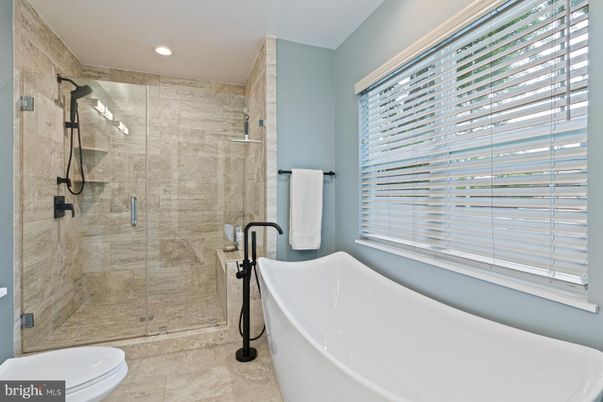 Bathroom, Free Standing Baths, Glass Shower, Interior, Recessed Lighting