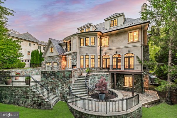 Backyard, Exterior, Facade, French Provincial