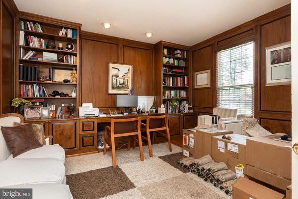Home Office, Interior, Recessed Lighting, Wooden Walls