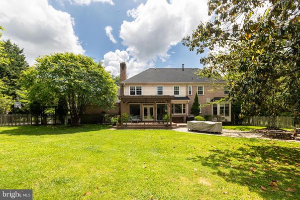 Backyard, Exterior, Hot Tub