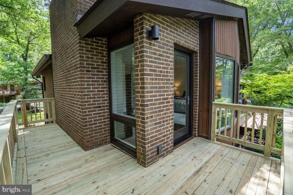 Exterior, Wood Texture Flooring