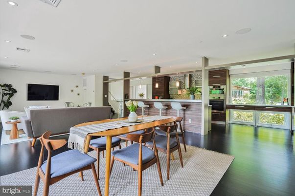 Dining room, Interior, Kitchen, Living room, Recessed Lighting, Wood Texture Flooring