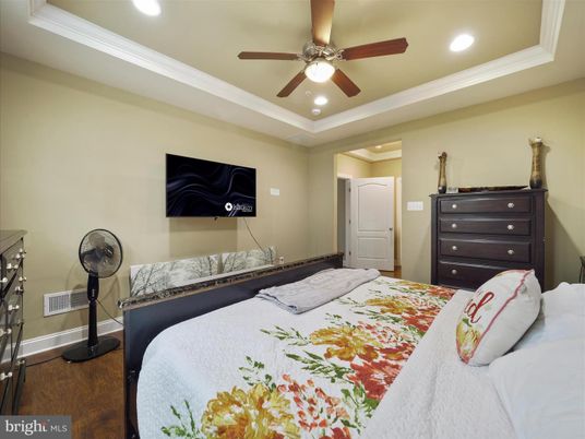 Bedroom, Interior, Recessed Lighting, Wood Texture Flooring